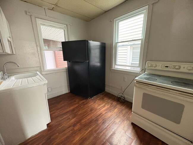 Building Photo - 31 N Hartley St Unit 31 -  2