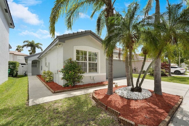 Building Photo - 17363 SW 22nd St Rental