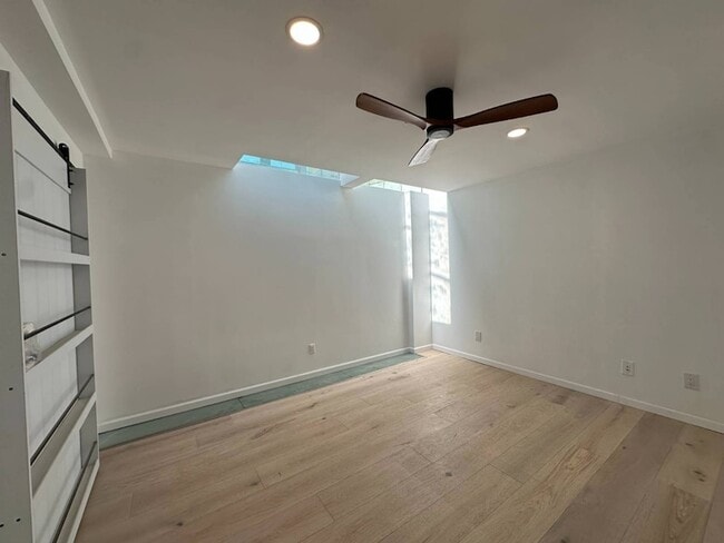 Photo - 138 Dwight St
