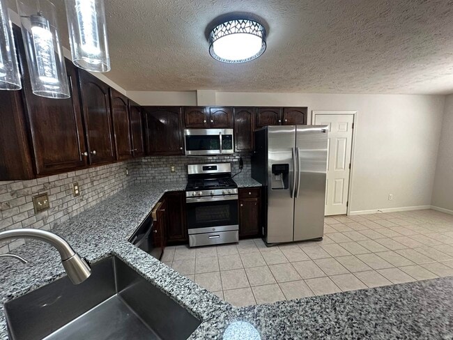 Photo - 10686 Fall Creek Dr
