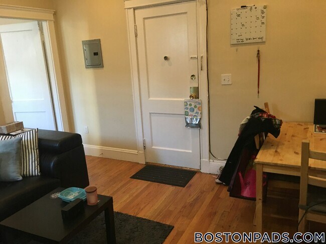 Photo - 1193 Commonwealth Ave Unidad 24