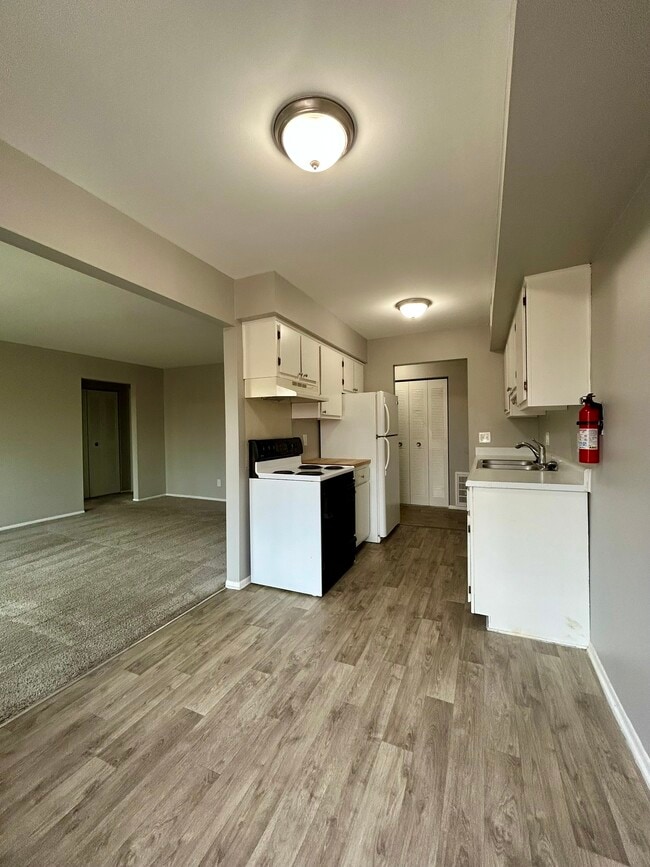 Photo - Old Goddard Apartments