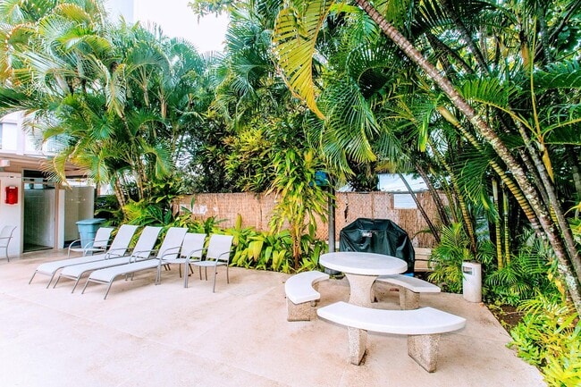Photo - 1617 Keeaumoku St Unit 1202