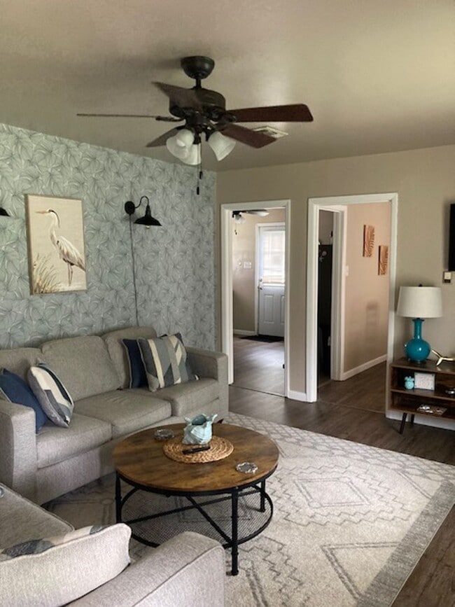 Photo - Furnished Long Beach 2 Bedroom