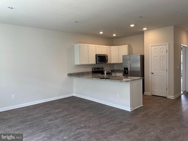 Photo - 218 Allison Dr