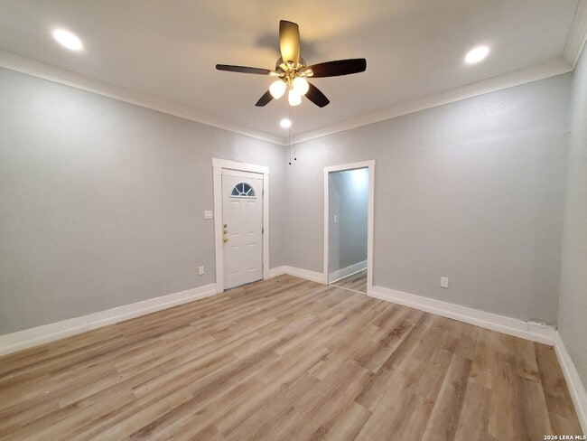 Photo - 2318 Ruiz St