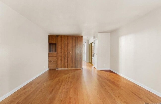 Photo - 61 S Sable Blvd