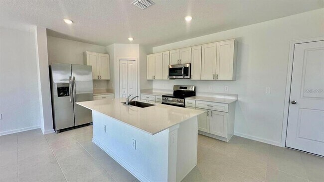 Photo - 5882 Le Marin Wy