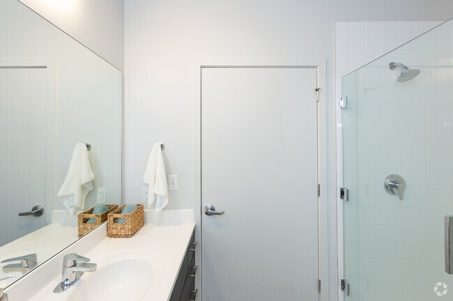 4BR, 4BA - 1130 SF - Latitude Lincoln