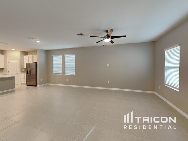 Photo - 722 Abita Aly