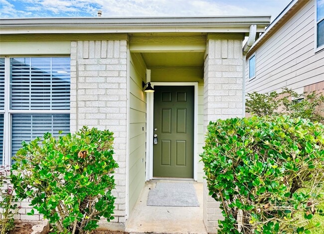 Photo - 8134 Sanders Forest Ct