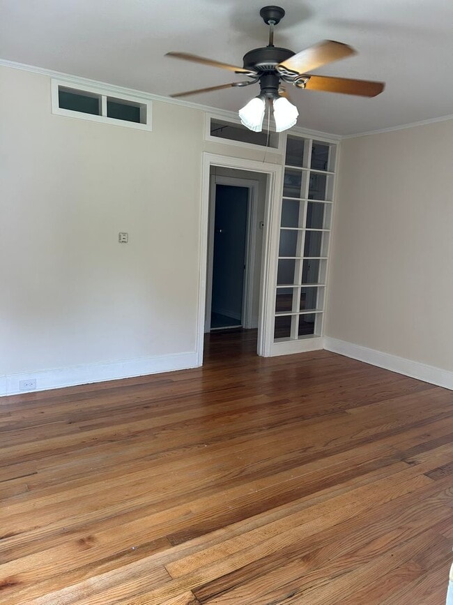 Photo - 2 Bedroom House off of Rosewood Available Now