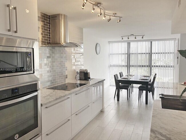 Photo - 400 Leslie Dr Unit 508