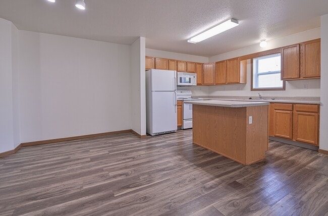 West Ridge Apartments