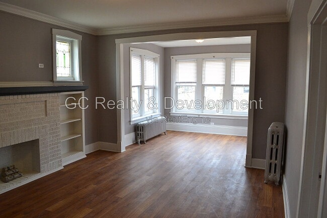 Photo - 4820 N Springfield Ave Unit 4