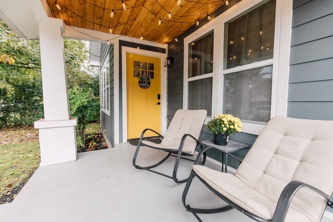 Photo - 215 Kerr Ave