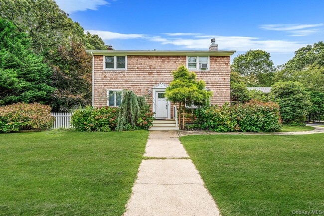 19 Pine Tree Ln