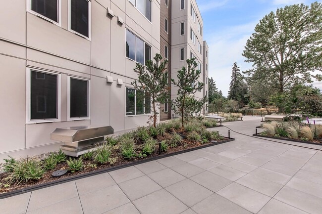 Photo - 192 Shoreline