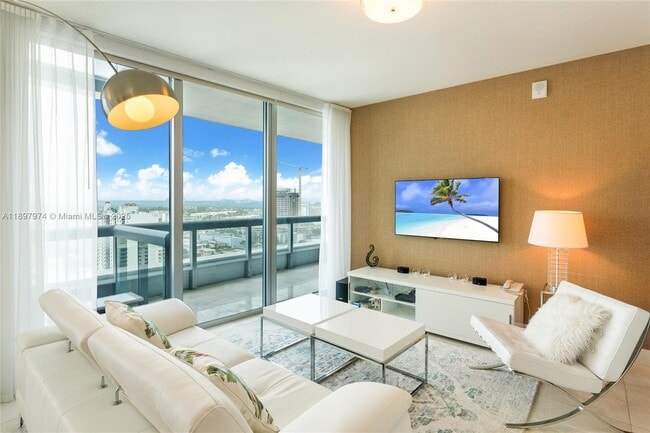 Photo - 6899 Collins Ave Unidad 2010