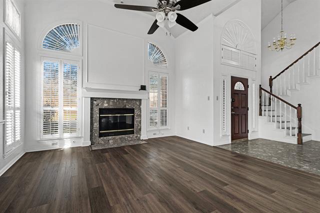 Photo - 619 Allen Rd