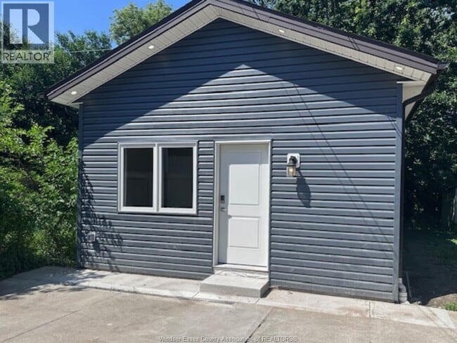 Photo - 1227 Curry Ave
