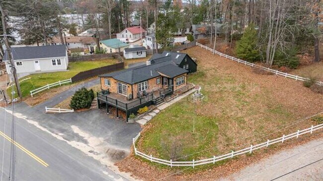 Photo - 94 Lakeshore Dr