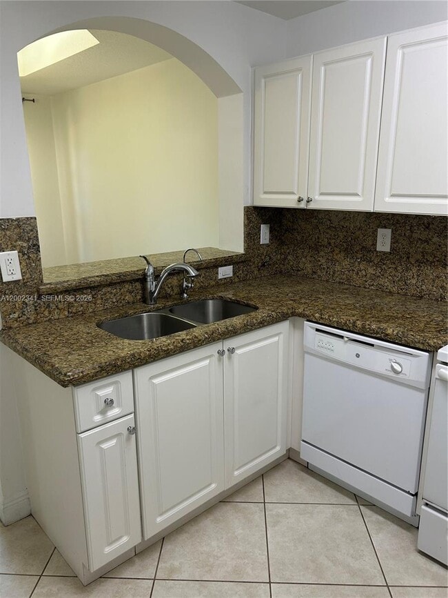 Photo - 915 SW 143rd Terrace