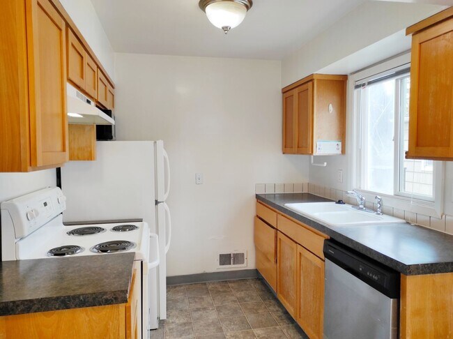 Photo - 7008 N Amherst St Apartment Unit 7008-03