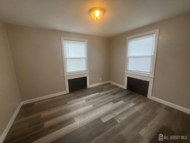 Photo - 97 Welton St