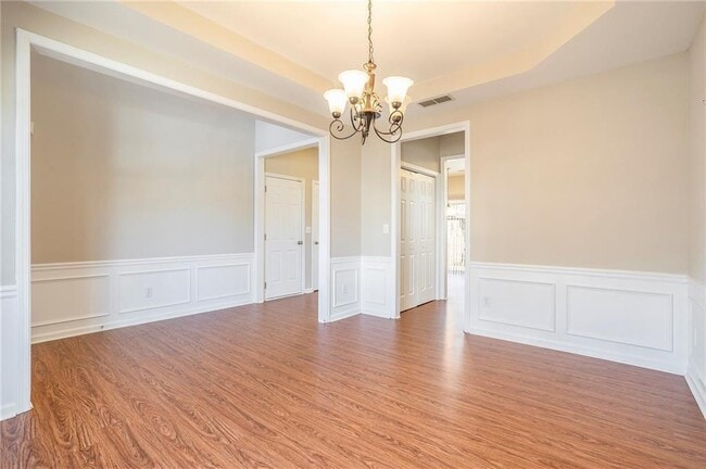 Photo - 4982 Cypress Point Dr NE