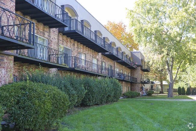 Beautifully Landscaped Courtyards
