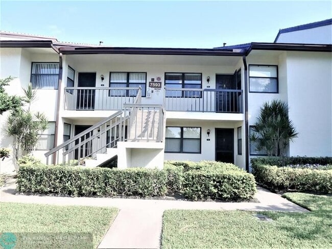Building Photo - 7593 Tahiti Ln Unit 204 Rental