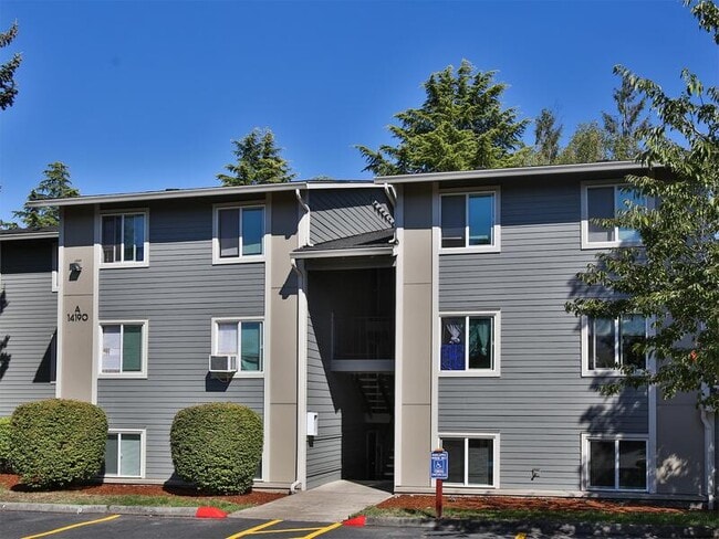 Building Photo - 14180 SW Allen Blvd Unit #:25 Rental