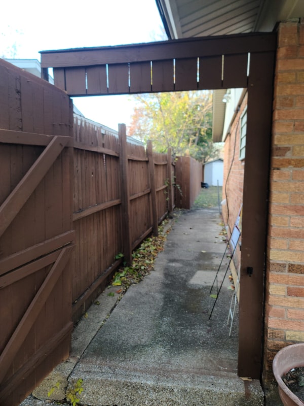 Photo - 2539 Hillsboro Ave