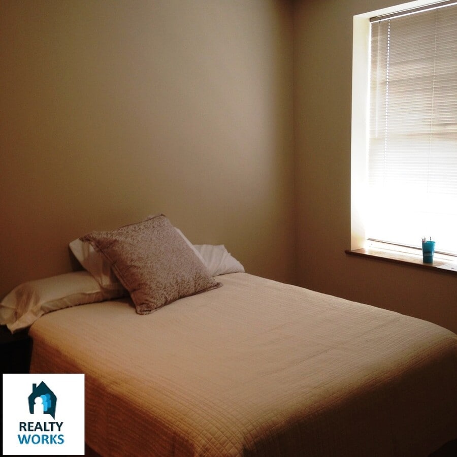 Photo - Fall Into a Beautiful 1 Bedroom Apt in the...