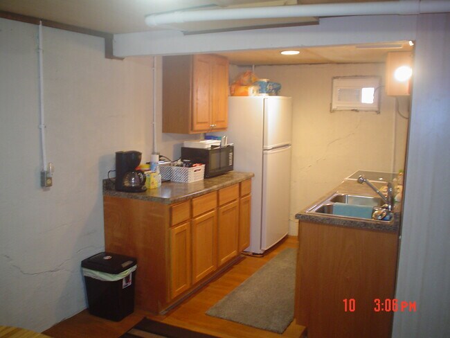 Cave-Kitchen
