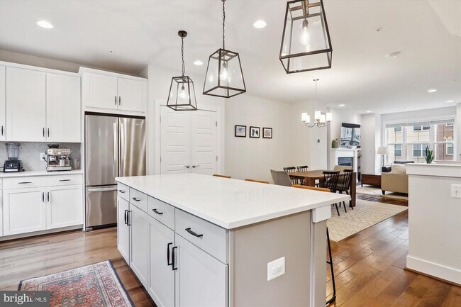 Photo - 12706 Vuillard St