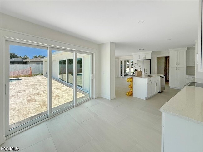 Photo - 6950 Overlook Dr