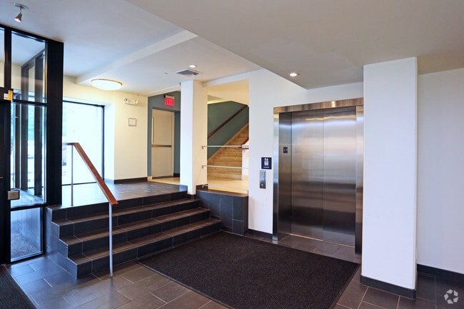 101 City Apartments