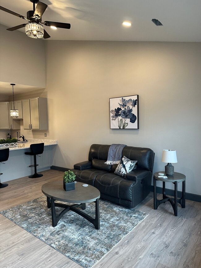 Decoración actualizada y de buen gusto - 200 Jaycee Dr Unidad 204