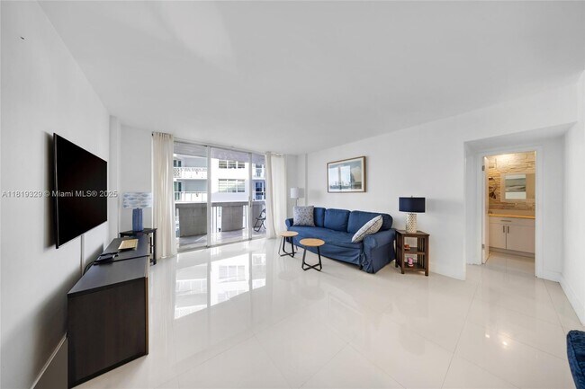 800 West Ave Unit 736