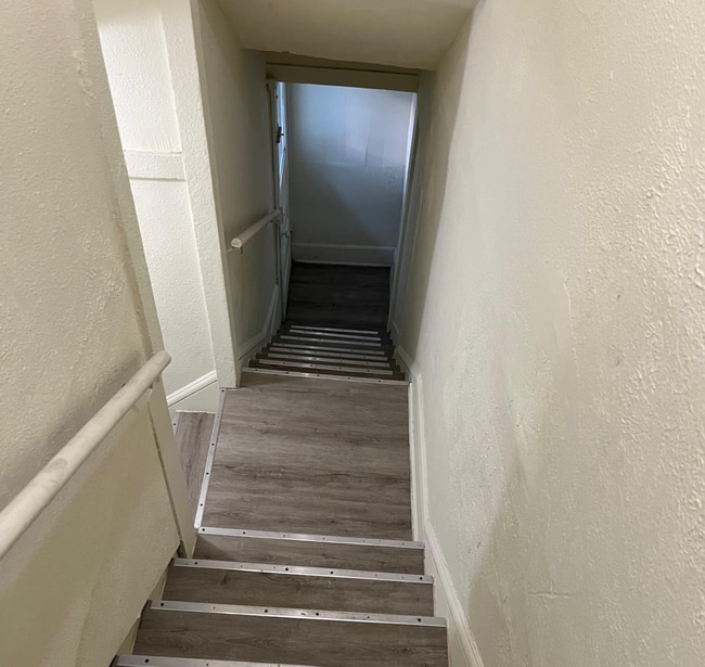 Photo - 1137 Bluff St