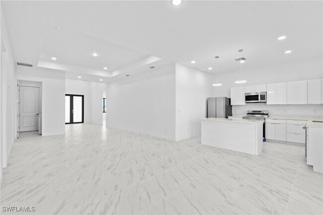 Photo - 1114 El Dorado Blvd N House