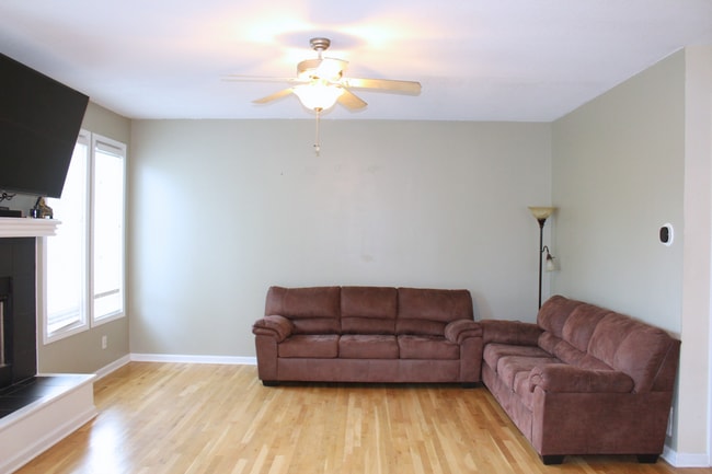 Photo - 13885 W 153rd Terrace