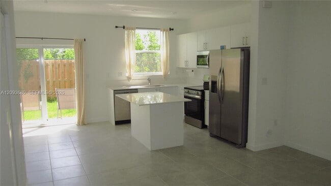 1501 SE 27th Rd