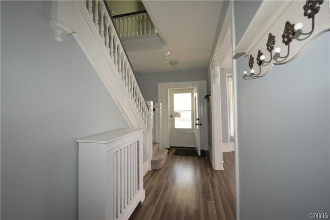 Photo - 41 N Main St