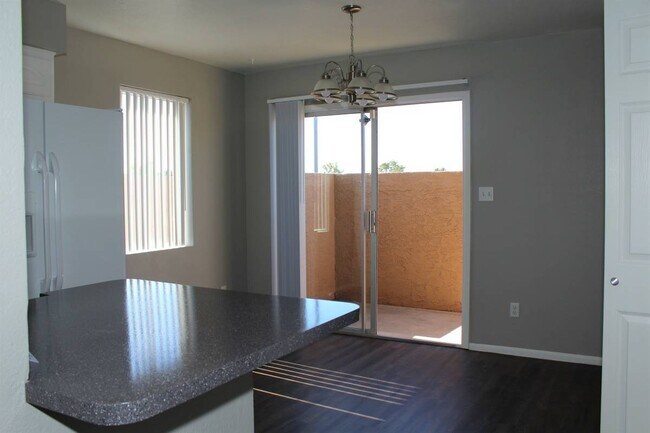 Photo - Renovated 2x2 Condo Located in N Phoenix! Unit 8