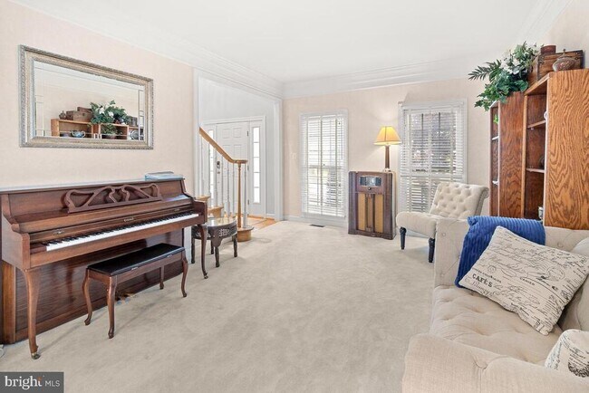 Photo - 6430 Bellevue Pl