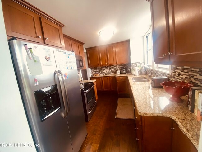 Photo - 1846 Margaret St Unit 7A