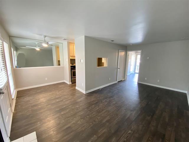 4502 Gaston Ave Unit 322